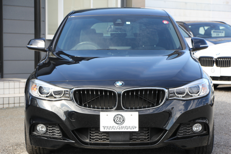 BMW 3シリーズ 320i ｸﾞﾗﾝﾂｰﾘｽﾓ Mｽﾎﾟｰﾂ【5/22迄限定掲載】追従ACC 衝突軽減ﾌﾞﾚｰｷ 車線逸脱警告 歩行者警告 HDDﾅﾋﾞBｶﾒﾗ 電動ﾄﾗﾝｸ Mｽﾎﾟｰﾂｴｱﾛ 18AW ﾒﾓﾘ-付電動ｼｰﾄ ETC2.0 ｽﾏｰﾄｷｰ ｷｾﾉﾝ ﾊﾟﾄﾞﾙｼﾌﾄ 電動ﾘｱｳｲﾝｸﾞ2年保証