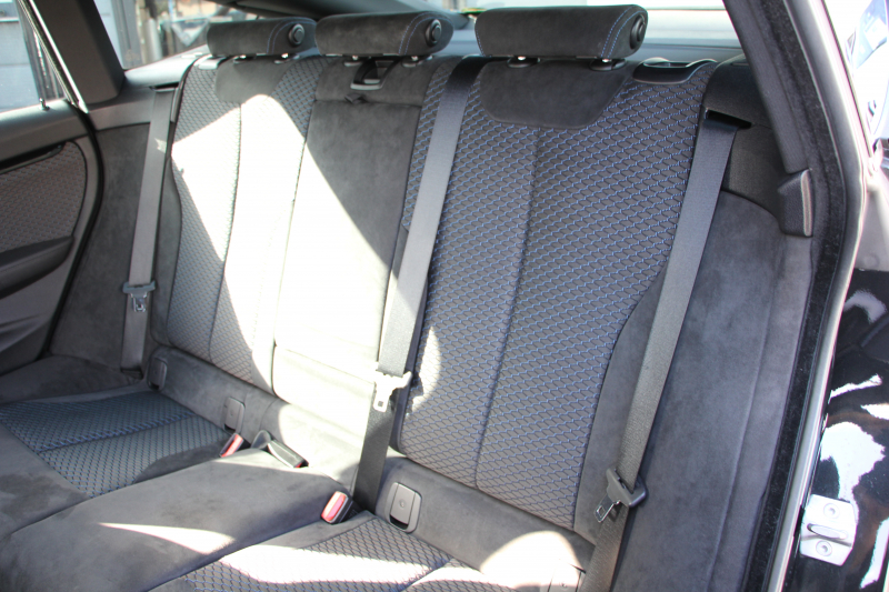 BMW 3シリーズ 320i ｸﾞﾗﾝﾂｰﾘｽﾓ Mｽﾎﾟｰﾂ【5/22迄限定掲載】追従ACC 衝突軽減ﾌﾞﾚｰｷ 車線逸脱警告 歩行者警告 HDDﾅﾋﾞBｶﾒﾗ 電動ﾄﾗﾝｸ Mｽﾎﾟｰﾂｴｱﾛ 18AW ﾒﾓﾘ-付電動ｼｰﾄ ETC2.0 ｽﾏｰﾄｷｰ ｷｾﾉﾝ ﾊﾟﾄﾞﾙｼﾌﾄ 電動ﾘｱｳｲﾝｸﾞ2年保証