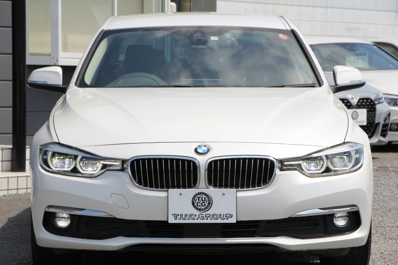 BMW 3シリーズ 320d ﾗｸﾞｼﾞｭｱﾘｰ 後期 【特選車･8月21日迄期間限定掲載】真珠色 新ｴﾝｼﾞﾝ 8C20型 ﾋｰﾀｰ黒革 LEDﾍｯﾄﾞﾗｲﾄ&ﾃｰﾙ 追従ACC ﾚｰﾝﾁｪﾝｼﾞ警告 衝突軽減ﾌﾞﾚｰｷ ﾀｯﾁﾊﾟｯﾄﾞ対応HDDﾅﾋﾞBluetooth接続 Bｶﾒﾗ ｽﾏｰﾄｷｰ ｸﾛｰﾑﾗｲﾝｴｸｽﾃﾘｱ 2年保証