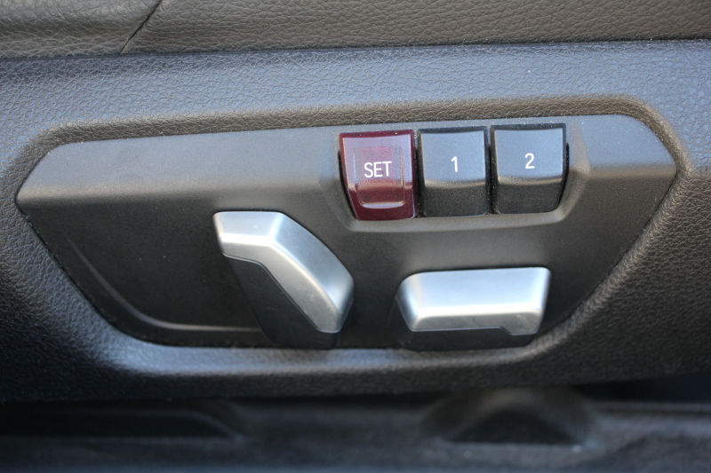 BMW 3シリーズ 320d ﾗｸﾞｼﾞｭｱﾘｰ 後期 【特選車･8月21日迄期間限定掲載】真珠色 新ｴﾝｼﾞﾝ 8C20型 ﾋｰﾀｰ黒革 LEDﾍｯﾄﾞﾗｲﾄ&ﾃｰﾙ 追従ACC ﾚｰﾝﾁｪﾝｼﾞ警告 衝突軽減ﾌﾞﾚｰｷ ﾀｯﾁﾊﾟｯﾄﾞ対応HDDﾅﾋﾞBluetooth接続 Bｶﾒﾗ ｽﾏｰﾄｷｰ ｸﾛｰﾑﾗｲﾝｴｸｽﾃﾘｱ 2年保証