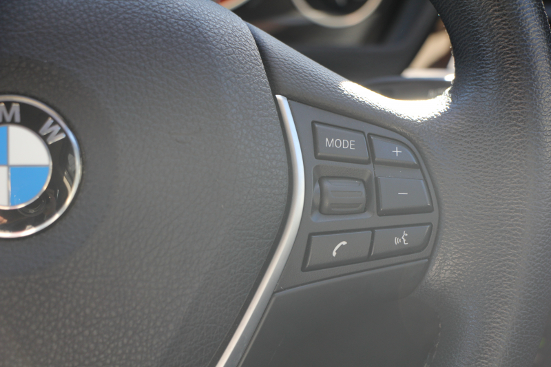 BMW 3シリーズ 320d ﾗｸﾞｼﾞｭｱﾘｰ 後期 【特選車･8月21日迄期間限定掲載】真珠色 新ｴﾝｼﾞﾝ 8C20型 ﾋｰﾀｰ黒革 LEDﾍｯﾄﾞﾗｲﾄ&ﾃｰﾙ 追従ACC ﾚｰﾝﾁｪﾝｼﾞ警告 衝突軽減ﾌﾞﾚｰｷ ﾀｯﾁﾊﾟｯﾄﾞ対応HDDﾅﾋﾞBluetooth接続 Bｶﾒﾗ ｽﾏｰﾄｷｰ ｸﾛｰﾑﾗｲﾝｴｸｽﾃﾘｱ 2年保証