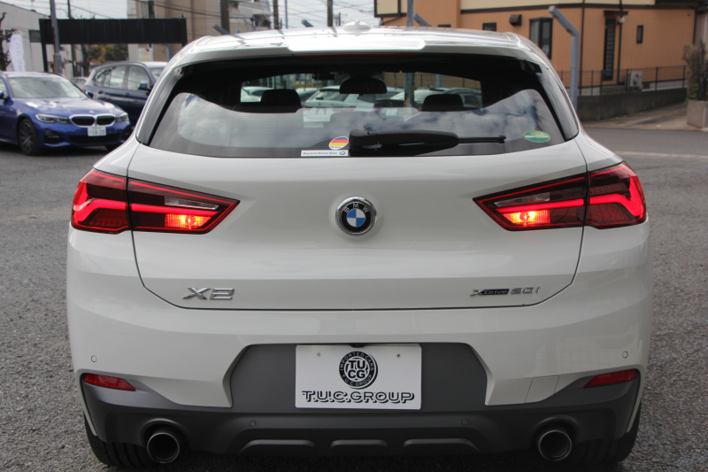 BMW X2 Xdrive20i MｽﾎﾟｰﾂX ﾃﾞﾋﾞｭｰP 4WD ﾊｲﾗｲﾝ ｺﾝﾌｫｰﾄP 追従ACC HUD ﾋｰﾀｰ黒革 電動ｼｰﾄ ﾌﾙｾｸﾞTV ｵﾌﾟｼｮﾝ20AW Mﾘｱｽﾎﾟｲﾗｰ ﾀｯﾁ画面HDDﾅﾋﾞBｶﾒﾗ Pｱｼｽﾄ CD&DVD再生可能 Bluetooth接続 電動ﾄﾗﾝｸ LEDﾍｯﾄﾞﾗｲﾄ ｽﾏｰﾄｷｰ 8速AT 2年保証