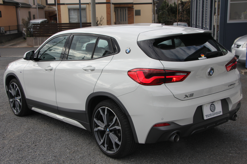 BMW X2 Xdrive20i MｽﾎﾟｰﾂX ﾃﾞﾋﾞｭｰP 4WD ﾊｲﾗｲﾝ ｺﾝﾌｫｰﾄP 追従ACC HUD ﾋｰﾀｰ黒革 電動ｼｰﾄ ﾌﾙｾｸﾞTV ｵﾌﾟｼｮﾝ20AW Mﾘｱｽﾎﾟｲﾗｰ ﾀｯﾁ画面HDDﾅﾋﾞBｶﾒﾗ Pｱｼｽﾄ CD&DVD再生可能 Bluetooth接続 電動ﾄﾗﾝｸ LEDﾍｯﾄﾞﾗｲﾄ ｽﾏｰﾄｷｰ 8速AT 2年保証