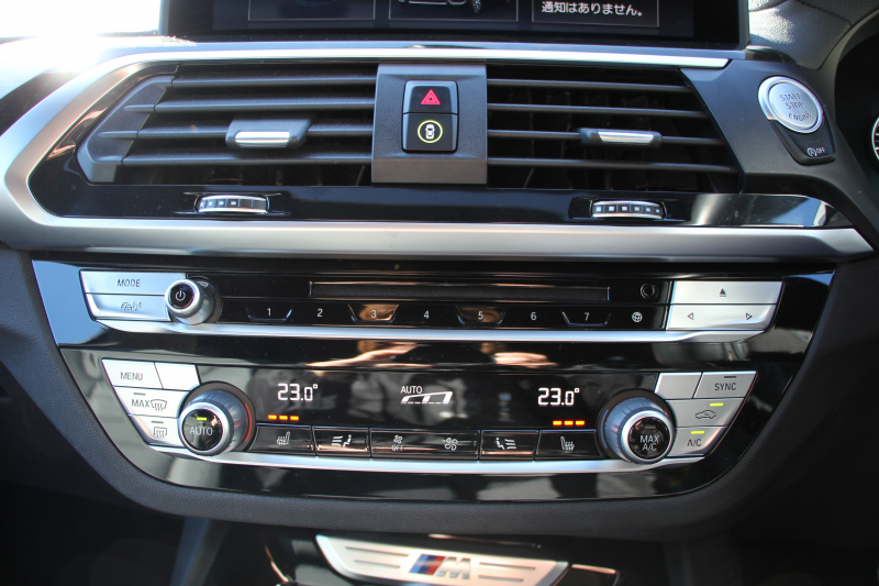 BMW X3 M40d ｾﾚｸﾄP 326馬力【特選車】3.0Lﾃﾞｨｰｾﾞﾙﾀｰﾎﾞﾊﾟﾉﾗﾏｻﾝﾙｰﾌ 全席ﾋｰﾀｰ黒革  ﾊｰﾏﾝｶｰﾄﾞﾝｻｳﾝﾄﾞHUD ﾘｱｼｰﾄ可倒調整 専用21AW Mｽﾎﾟｰﾂﾃﾞﾌ&ﾌﾞﾚｰｷ 追従ACC ｽﾃｱﾘﾝｸﾞｻﾎﾟｰﾄ ﾀｯﾁ画面HDDﾅﾋﾞTV 360度ｶﾒﾗ ｱﾝﾋﾞｴﾝﾄﾗｲﾄ 電動ﾄﾗﾝｸ 2年保証