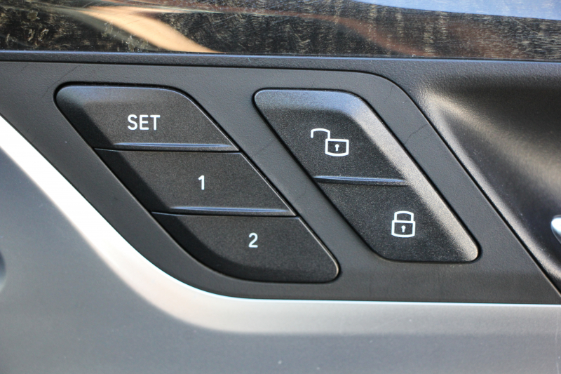 BMW X3 M40d ｾﾚｸﾄP 326馬力【特選車】3.0Lﾃﾞｨｰｾﾞﾙﾀｰﾎﾞﾊﾟﾉﾗﾏｻﾝﾙｰﾌ 全席ﾋｰﾀｰ黒革  ﾊｰﾏﾝｶｰﾄﾞﾝｻｳﾝﾄﾞHUD ﾘｱｼｰﾄ可倒調整 専用21AW Mｽﾎﾟｰﾂﾃﾞﾌ&ﾌﾞﾚｰｷ 追従ACC ｽﾃｱﾘﾝｸﾞｻﾎﾟｰﾄ ﾀｯﾁ画面HDDﾅﾋﾞTV 360度ｶﾒﾗ ｱﾝﾋﾞｴﾝﾄﾗｲﾄ 電動ﾄﾗﾝｸ 2年保証