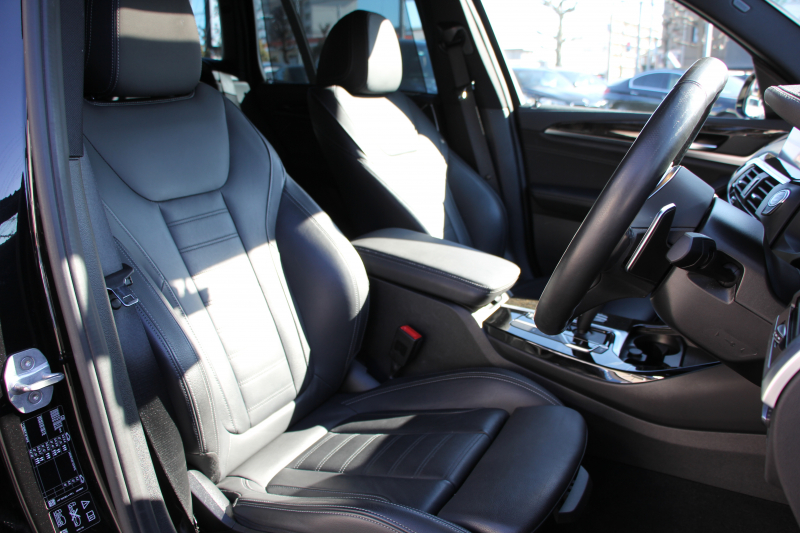 BMW X3 M40d ｾﾚｸﾄP 326馬力【特選車】3.0Lﾃﾞｨｰｾﾞﾙﾀｰﾎﾞﾊﾟﾉﾗﾏｻﾝﾙｰﾌ 全席ﾋｰﾀｰ黒革  ﾊｰﾏﾝｶｰﾄﾞﾝｻｳﾝﾄﾞHUD ﾘｱｼｰﾄ可倒調整 専用21AW Mｽﾎﾟｰﾂﾃﾞﾌ&ﾌﾞﾚｰｷ 追従ACC ｽﾃｱﾘﾝｸﾞｻﾎﾟｰﾄ ﾀｯﾁ画面HDDﾅﾋﾞTV 360度ｶﾒﾗ ｱﾝﾋﾞｴﾝﾄﾗｲﾄ 電動ﾄﾗﾝｸ 2年保証