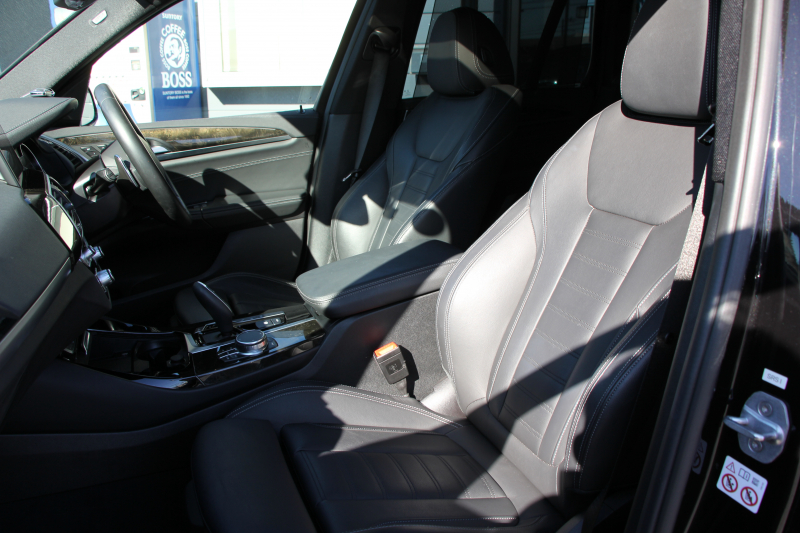 BMW X3 M40d ｾﾚｸﾄP 326馬力【特選車】3.0Lﾃﾞｨｰｾﾞﾙﾀｰﾎﾞﾊﾟﾉﾗﾏｻﾝﾙｰﾌ 全席ﾋｰﾀｰ黒革  ﾊｰﾏﾝｶｰﾄﾞﾝｻｳﾝﾄﾞHUD ﾘｱｼｰﾄ可倒調整 専用21AW Mｽﾎﾟｰﾂﾃﾞﾌ&ﾌﾞﾚｰｷ 追従ACC ｽﾃｱﾘﾝｸﾞｻﾎﾟｰﾄ ﾀｯﾁ画面HDDﾅﾋﾞTV 360度ｶﾒﾗ ｱﾝﾋﾞｴﾝﾄﾗｲﾄ 電動ﾄﾗﾝｸ 2年保証