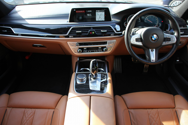 BMW 7シリーズ 740d Xdrive Mｽﾎﾟｰﾂ ﾘｱｺﾝﾌｫｰﾄP ﾘｱｴﾝﾀｰﾃｲﾒﾝﾄ ﾘｱﾓﾆﾀｰ ﾀｯﾁｺﾏﾝﾄﾞﾋｰﾄｺﾝﾌｫｰﾄP ｻﾝﾙｰﾌ ﾚｰｻﾞｰﾗｲﾄ ﾃﾞｨｽﾌﾟﾚｲｷｰ ﾘﾓｰﾄﾊﾟｰｷﾝｸﾞﾏｯｻｰｼﾞ&ﾍﾞﾝﾁﾚｰｼｮﾝ ｺﾆｬｯｸﾚｻﾞｰ 360度ｶﾒﾗ 4WD 3.0Lﾃﾞｨｰｾﾞﾙﾀｰﾎﾞ2年保証