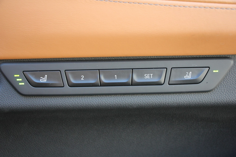 BMW 7シリーズ 740d Xdrive Mｽﾎﾟｰﾂ ﾘｱｺﾝﾌｫｰﾄP ﾘｱｴﾝﾀｰﾃｲﾒﾝﾄ ﾘｱﾓﾆﾀｰ ﾀｯﾁｺﾏﾝﾄﾞﾋｰﾄｺﾝﾌｫｰﾄP ｻﾝﾙｰﾌ ﾚｰｻﾞｰﾗｲﾄ ﾃﾞｨｽﾌﾟﾚｲｷｰ ﾘﾓｰﾄﾊﾟｰｷﾝｸﾞﾏｯｻｰｼﾞ&ﾍﾞﾝﾁﾚｰｼｮﾝ ｺﾆｬｯｸﾚｻﾞｰ 360度ｶﾒﾗ 4WD 3.0Lﾃﾞｨｰｾﾞﾙﾀｰﾎﾞ2年保証