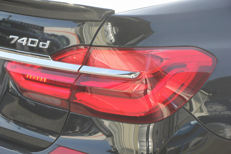 BMW 7シリーズ 740d Xdrive Mｽﾎﾟｰﾂ ﾘｱｺﾝﾌｫｰﾄP ﾘｱｴﾝﾀｰﾃｲﾒﾝﾄ ﾘｱﾓﾆﾀｰ ﾀｯﾁｺﾏﾝﾄﾞﾋｰﾄｺﾝﾌｫｰﾄP ｻﾝﾙｰﾌ ﾚｰｻﾞｰﾗｲﾄ ﾃﾞｨｽﾌﾟﾚｲｷｰ ﾘﾓｰﾄﾊﾟｰｷﾝｸﾞﾏｯｻｰｼﾞ&ﾍﾞﾝﾁﾚｰｼｮﾝ ｺﾆｬｯｸﾚｻﾞｰ 360度ｶﾒﾗ 4WD 3.0Lﾃﾞｨｰｾﾞﾙﾀｰﾎﾞ2年保証