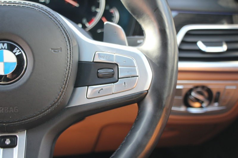 BMW 7シリーズ 740d Xdrive Mｽﾎﾟｰﾂ ﾘｱｺﾝﾌｫｰﾄP ﾘｱｴﾝﾀｰﾃｲﾒﾝﾄ ﾘｱﾓﾆﾀｰ ﾀｯﾁｺﾏﾝﾄﾞﾋｰﾄｺﾝﾌｫｰﾄP ｻﾝﾙｰﾌ ﾚｰｻﾞｰﾗｲﾄ ﾃﾞｨｽﾌﾟﾚｲｷｰ ﾘﾓｰﾄﾊﾟｰｷﾝｸﾞﾏｯｻｰｼﾞ&ﾍﾞﾝﾁﾚｰｼｮﾝ ｺﾆｬｯｸﾚｻﾞｰ 360度ｶﾒﾗ 4WD 3.0Lﾃﾞｨｰｾﾞﾙﾀｰﾎﾞ2年保証