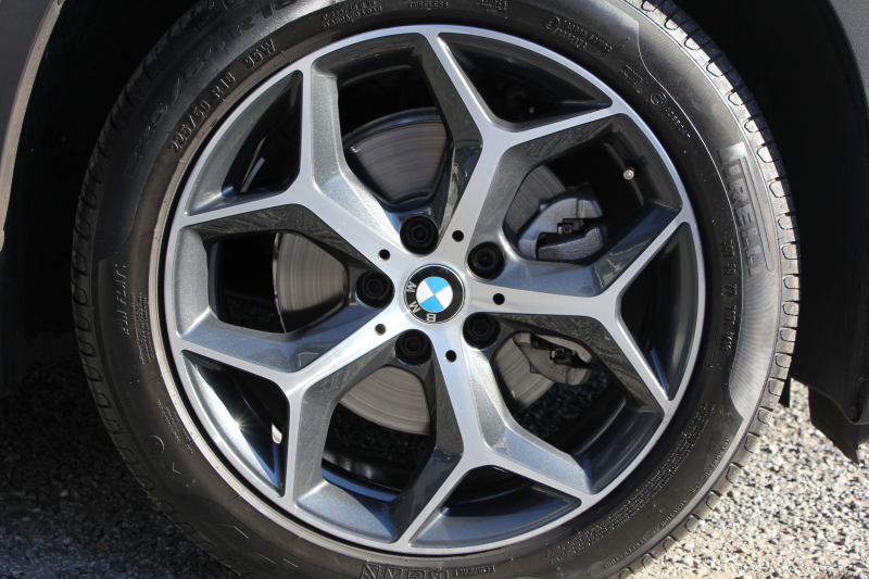 BMW X1 Xdrive18d Xﾗｲﾝ ﾊｲﾗｲﾝ ｺﾝﾌｫｰﾄP 中期 変更後ﾓﾃﾞﾙ 新ﾒｰﾀｰ 新ﾃﾞｻﾞｲﾝ茶革ｼｰﾄ 追従ACC HUD 変更後ﾀｯﾁ画面HDDﾅﾋﾞPｱｼｽﾄ Bｶﾒﾗ ﾙｰﾑﾐﾗｰETC2.0 電動ﾄﾗﾝｸ 衝突軽減ﾌﾞﾚｰｷ 車線逸脱警告 歩行者警告 ｱﾝﾋﾞｴﾝﾄﾗｲﾄ ｽﾏｰﾄｷｰ 2年保証