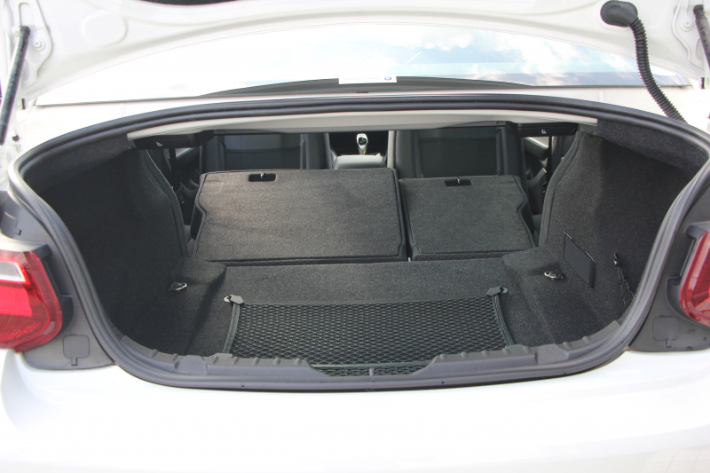 BMW 2シリーズ M235i ｸｰﾍﾟ1ｵﾅ 直6ﾀｰﾎﾞ326馬力 ｱﾀﾞﾌﾟﾃｨﾌﾞMｻｽ 専用ﾌﾞﾚｰｷ Bｶﾒﾗ&ﾘｱPDC 衝突軽減ﾌﾞﾚｰｷ 車線逸脱警告 歩行者警告 ﾌﾞﾚｰｷ付ｸﾙｺﾝ HDDﾅﾋﾞBluetooth接続 ｽﾏｰﾄｷｰ 18AW ﾊﾟﾄﾞﾙｼﾌﾄ 2年保証