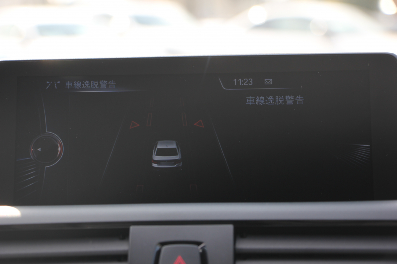 BMW 2シリーズ M235i ｸｰﾍﾟ1ｵﾅ 直6ﾀｰﾎﾞ326馬力 ｱﾀﾞﾌﾟﾃｨﾌﾞMｻｽ 専用ﾌﾞﾚｰｷ Bｶﾒﾗ&ﾘｱPDC 衝突軽減ﾌﾞﾚｰｷ 車線逸脱警告 歩行者警告 ﾌﾞﾚｰｷ付ｸﾙｺﾝ HDDﾅﾋﾞBluetooth接続 ｽﾏｰﾄｷｰ 18AW ﾊﾟﾄﾞﾙｼﾌﾄ 2年保証