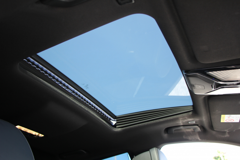 BMW 7シリーズ 740i Mｽﾎﾟｰﾂ ﾘｱｺﾝﾌｫｰﾄP ﾘｱｴﾝﾀｰﾃｲﾒﾝﾄ ﾘｱﾓﾆﾀｰ ﾀｯﾁｺﾏﾝﾄﾞﾋｰﾄｺﾝﾌｫｰﾄP ｻﾝﾙｰﾌ ﾚｰｻﾞｰﾗｲﾄ ﾃﾞｨｽﾌﾟﾚｲｷｰ ﾘﾓｰﾄﾊﾟｰｷﾝｸﾞ20AW ﾏｯｻｰｼﾞ&ﾍﾞﾝﾁﾚｰｼｮﾝ ﾌﾞﾗｯｸﾅｯﾊﾟﾚｻﾞｰ 360度ｶﾒﾗ 電動ﾄﾗﾝｸ HUD 追従ACC 2年保証