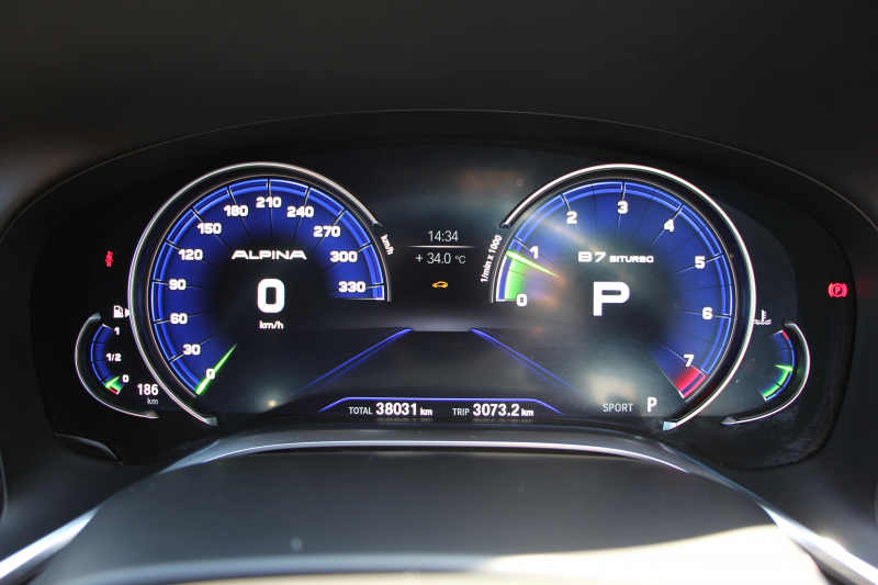 BMW 7シリーズ 740i Mｽﾎﾟｰﾂ ﾘｱｺﾝﾌｫｰﾄP ﾘｱｴﾝﾀｰﾃｲﾒﾝﾄ ﾘｱﾓﾆﾀｰ ﾀｯﾁｺﾏﾝﾄﾞﾋｰﾄｺﾝﾌｫｰﾄP ｻﾝﾙｰﾌ ﾚｰｻﾞｰﾗｲﾄ ﾃﾞｨｽﾌﾟﾚｲｷｰ ﾘﾓｰﾄﾊﾟｰｷﾝｸﾞ20AW ﾏｯｻｰｼﾞ&ﾍﾞﾝﾁﾚｰｼｮﾝ ﾌﾞﾗｯｸﾅｯﾊﾟﾚｻﾞｰ 360度ｶﾒﾗ 電動ﾄﾗﾝｸ HUD 追従ACC 2年保証