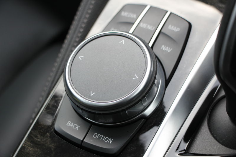 BMW 5シリーズ 530i ﾂｰﾘﾝｸﾞMｽﾎﾟｰﾂ ｾﾚｸﾄP 型式変更後｢JT20｣ 変更後液晶ﾒｰﾀｰ 高出力 252馬力 ﾊﾟﾉﾗﾏｻﾝﾙｰﾌ ﾊｰﾏﾝｶｰﾄﾞﾝｻﾗｳﾝﾄﾞ4ｿﾞｰﾝｴｱｺﾝ 全席ﾋｰﾀｰ黒革 19AW Mｽﾎﾟｰﾂﾌﾞﾚｰｷ Pｱｼｽﾄﾌﾟﾗｽ 360度ｶﾒﾗ ﾀｯﾁ画面ﾅﾋﾞTV 2年保証