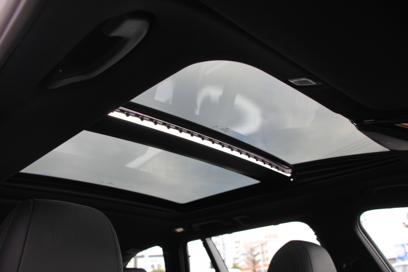 BMW 5シリーズ 530i ﾂｰﾘﾝｸﾞMｽﾎﾟｰﾂ ｾﾚｸﾄP 型式変更後｢JT20｣ 変更後液晶ﾒｰﾀｰ 高出力 252馬力 ﾊﾟﾉﾗﾏｻﾝﾙｰﾌ ﾊｰﾏﾝｶｰﾄﾞﾝｻﾗｳﾝﾄﾞ4ｿﾞｰﾝｴｱｺﾝ 全席ﾋｰﾀｰ黒革 19AW Mｽﾎﾟｰﾂﾌﾞﾚｰｷ Pｱｼｽﾄﾌﾟﾗｽ 360度ｶﾒﾗ ﾀｯﾁ画面ﾅﾋﾞTV 2年保証