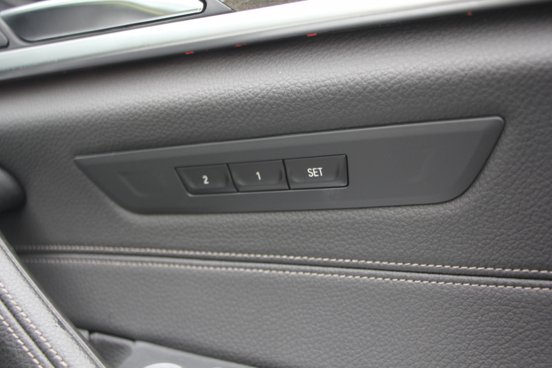 BMW 5シリーズ 530i ﾂｰﾘﾝｸﾞMｽﾎﾟｰﾂ ｾﾚｸﾄP 型式変更後｢JT20｣ 変更後液晶ﾒｰﾀｰ 高出力 252馬力 ﾊﾟﾉﾗﾏｻﾝﾙｰﾌ ﾊｰﾏﾝｶｰﾄﾞﾝｻﾗｳﾝﾄﾞ4ｿﾞｰﾝｴｱｺﾝ 全席ﾋｰﾀｰ黒革 19AW Mｽﾎﾟｰﾂﾌﾞﾚｰｷ Pｱｼｽﾄﾌﾟﾗｽ 360度ｶﾒﾗ ﾀｯﾁ画面ﾅﾋﾞTV 2年保証