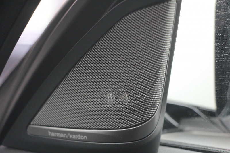 BMW 5シリーズ 530i ﾂｰﾘﾝｸﾞMｽﾎﾟｰﾂ ｾﾚｸﾄP 型式変更後｢JT20｣ 変更後液晶ﾒｰﾀｰ 高出力 252馬力 ﾊﾟﾉﾗﾏｻﾝﾙｰﾌ ﾊｰﾏﾝｶｰﾄﾞﾝｻﾗｳﾝﾄﾞ4ｿﾞｰﾝｴｱｺﾝ 全席ﾋｰﾀｰ黒革 19AW Mｽﾎﾟｰﾂﾌﾞﾚｰｷ Pｱｼｽﾄﾌﾟﾗｽ 360度ｶﾒﾗ ﾀｯﾁ画面ﾅﾋﾞTV 2年保証