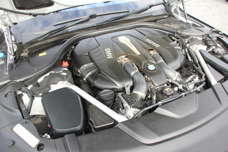 BMW 7シリーズ 750Li Mｽﾎﾟｰﾂ ﾘｱｺﾝﾌｫｰﾄPﾌﾟﾗｽ ﾛﾝｸﾞV8 450馬力 ｽｶｲﾗｳﾝｼﾞﾊﾟﾉﾗﾏｻﾝﾙｰﾌ 後席ﾓﾆﾀｰ ﾚｰｻﾞｰﾗｲﾄ ﾃﾞｨｽﾌﾟﾚｲｷｰ ﾘﾓｰﾄﾊﾟｰｷﾝｸﾞ全席ﾋｰﾀｰ茶革 ﾏｯｻｰｼﾞﾍﾞﾝﾁﾚｰｼｮﾝ 追従ACC HUD ｽﾃｱﾘﾝｸﾞｻﾎﾟｰﾄ 360度ｶﾒﾗ ﾀｯﾁ画面HDDﾅﾋﾞ2年保証