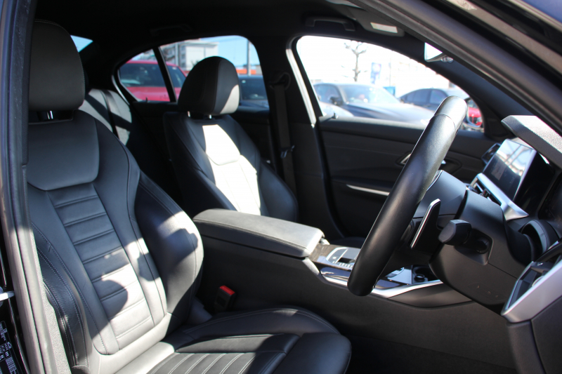 BMW 3シリーズ 330i Mｽﾎﾟｰﾂ ﾊｲﾗｲﾝ ｺﾝﾌｫｰﾄP 高出力 258馬力 ﾋｰﾀｰ黒革 ﾗﾝﾊﾞｰｻﾎﾟｰﾄ 追従ACC ｽﾃｱﾘﾝｸﾞｻﾎﾟｰﾄ HUD Pｱｼｽﾄﾌﾟﾗｽ 360度ｶﾒﾗ 後退ｱｼｽﾄ ｵﾌﾟｼｮﾝ19AW 第7世代iﾄﾞﾗｲﾌﾞHDDﾅﾋﾞApplecarplay 追従ACC 電動ﾄﾗﾝｸ Mｽﾎﾟｰﾂﾌﾞﾚｰｷ 2年保証