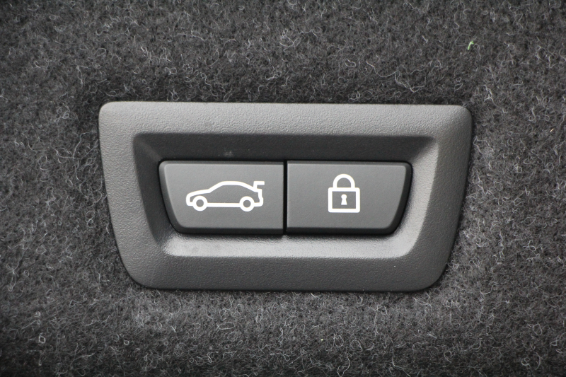 BMW 5シリーズ 523d ﾗｸﾞｼﾞｭｱﾘｰ ｺﾝﾌｫｰﾄP 全ﾋｰﾀｰ黒革 ﾌﾛﾝﾄﾍﾞﾝﾁﾚｰｼｮﾝ&ﾏｯｻｰｼﾞ ｿﾌﾄｸﾛｰｽﾞﾄﾞｱ 追ACC HUD ｽﾃｱｻﾎﾟｰﾄ LEDﾍｯﾄﾞﾗｲﾄ ｵｰﾄﾊｲﾋﾞｰﾑ ﾀｯﾁ画面HDDﾅﾋﾞTV 360度ｶﾒﾗ 電動ﾄﾗﾝｸ ｽﾏｰﾄｷｰ ｱﾝﾋﾞｴﾝﾄﾗｲﾄ ｸﾛｰﾑﾗｲﾝ 2年保証