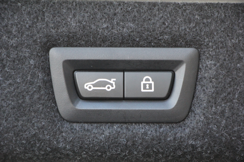 BMW 5シリーズ 523d Xdrive Mｽﾎﾟｰﾂ ｴﾃﾞｨｼｮﾝｼﾞｮｲﾌﾟﾗｽ ｴｸｽｸﾙｰｼﾌﾞﾅｯﾊﾟﾚｻﾞｰP 後期 ｻﾝﾙｰﾌ EXCﾓｶﾅｯﾊﾟﾚｻﾞｰ 全席ｼｰﾄﾋｰﾀｰ LEDﾍｯﾄﾞﾗｲﾄ ｱﾀﾞﾌﾟﾃｨﾌﾞｻｽ BMWﾗｲﾌﾞｺｯｸﾋﾟｯﾄ HUD 追従ACC ｽﾃｱﾘﾝｸﾞｻﾎﾟｰﾄ Applecarplay ﾜｲﾔﾚｽC 2年保証