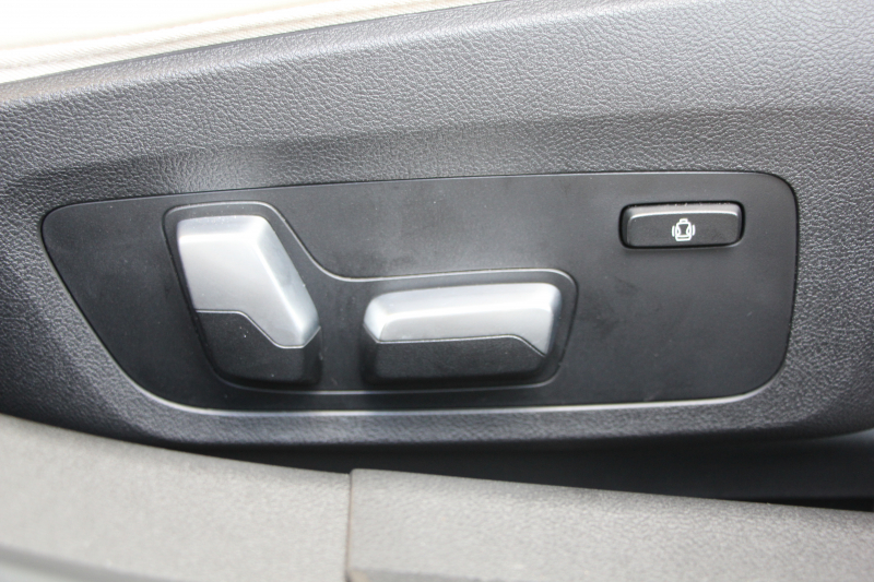 BMW 3シリーズ 320d Xdrive ﾂｰﾘﾝｸﾞMｽﾎﾟｰﾂ individualｶﾗｰ&ﾒﾘﾉﾚｻﾞｰ ｲﾉﾍﾞｰｼｮﾝ&ｻｳﾝﾄﾞP ﾚｰｻﾞｰﾗｲﾄ ｼﾞｪｽﾁｬｰｺﾝﾄﾛｰﾙ HUD ﾊｰﾏﾝｶｰﾄﾞﾝｻｳﾝﾄﾞﾌﾙｾｸﾞTV ｱｺｰｽﾃｨｯｸｶﾞﾗｽ 追従ACC ｽﾃｱﾘﾝｸﾞｻﾎﾟｰﾄ ｵﾌﾟｼｮﾝ19AW 360度ｶﾒﾗ 電動ﾄﾗﾝｸ 2年保証