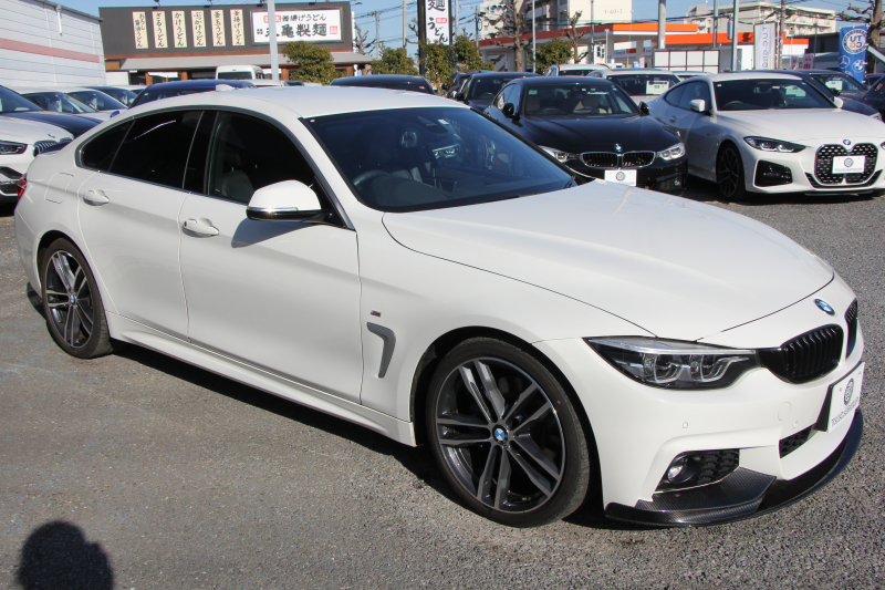 BMW 4シリーズ 420i ｸﾞﾗﾝｸｰﾍﾟｲﾝｽﾀｲﾙｽﾎﾟｰﾂ 限定車 後期LCI ﾋｰﾀｰ黒革 ﾌﾞﾙｰｽﾃｯﾁ入り ｱﾀﾞﾌﾟﾃｨﾌﾞMｻｽ 19AW Mspﾌﾞﾚｰｷ HUD 追従ACC ﾀｯﾁ画面HDDﾅﾋﾞTV 液晶ﾒｰﾀｰ LEDﾍｯﾄﾞﾗｲﾄ&ﾃｰﾙ&ﾌｫｸﾞｻﾃﾝｳｲﾝﾄﾞｳﾓｰﾙ 電動ﾄﾗﾝｸ 2年保証