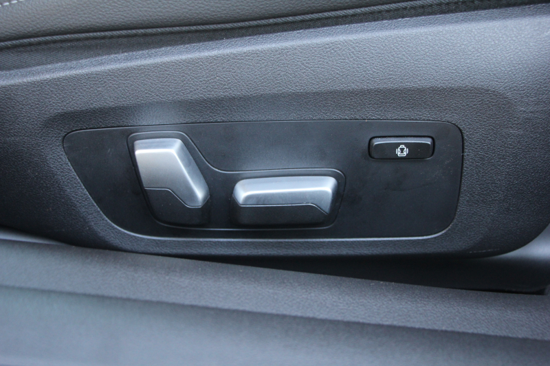 BMW 4シリーズ 420i ｸｰﾍﾟMｽﾎﾟｰﾂ ｺﾝﾌｫｰﾄP ﾋｰﾀｰ黒革 ｵﾌﾟｼｮﾝ19AW LEDﾍｯﾄﾞﾗｲﾄ ｵｰﾄﾊｲﾋﾞｰﾑ ﾜｲﾔﾚｽﾁｬｰｼﾞ360度ｶﾒﾗ ﾀｯﾁ画面対応HDDﾅﾋﾞApplecarplay対応 BMWﾗｲﾌﾞｺｯｸﾋﾟｯﾄ ｱﾝﾋﾞｴﾝﾄﾗｲﾄ hi-fiｽﾋﾟｰｶｰ 追従ACC ｽﾃｱﾘﾝｸﾞｻﾎﾟｰﾄ 2年保証