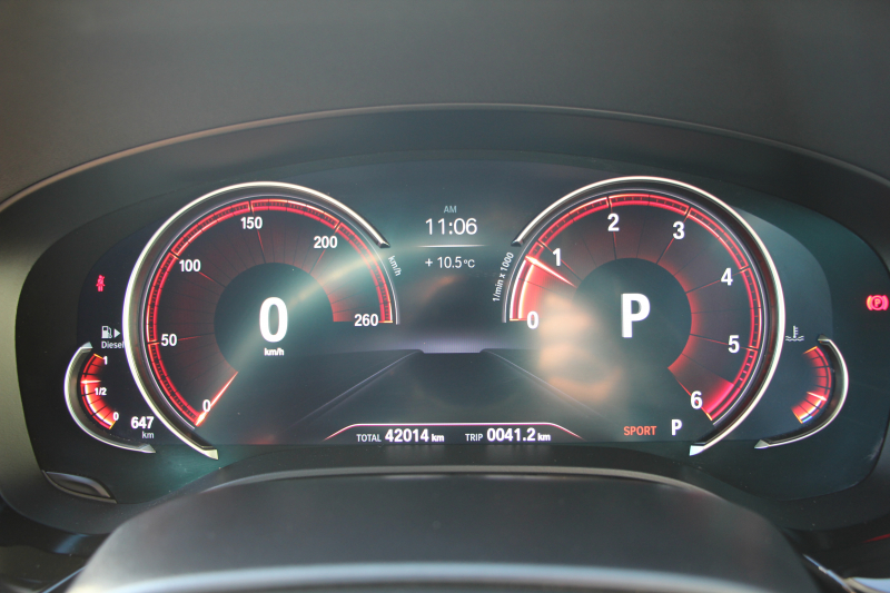 BMW 5シリーズ 523d ﾂｰﾘﾝｸﾞｴﾃﾞｨｼｮﾝﾐｯｼｮﾝｲﾝﾎﾟｯｼﾌﾞﾙ 特別仕様車 HUD ﾊｰﾏﾝｶｰﾄﾞﾝ 後期ﾃｰﾙ 20AW ﾛｰﾀﾞｳﾝ 追従ACC ｽﾃｱﾘﾝｸﾞｻﾎﾟｰﾄ LEDﾍｯﾄﾞﾗｲﾄ ｵｰﾄﾊｲﾋﾞｰﾑ ﾀｯﾁ画面HDDﾅﾋﾞTV 360度ﾊﾟﾉﾗﾏｶﾒﾗ Pｱｼｽﾄﾌﾟﾗｽ 電動ﾄﾗﾝｸ ｽﾏｰﾄｷｰ 2年保証