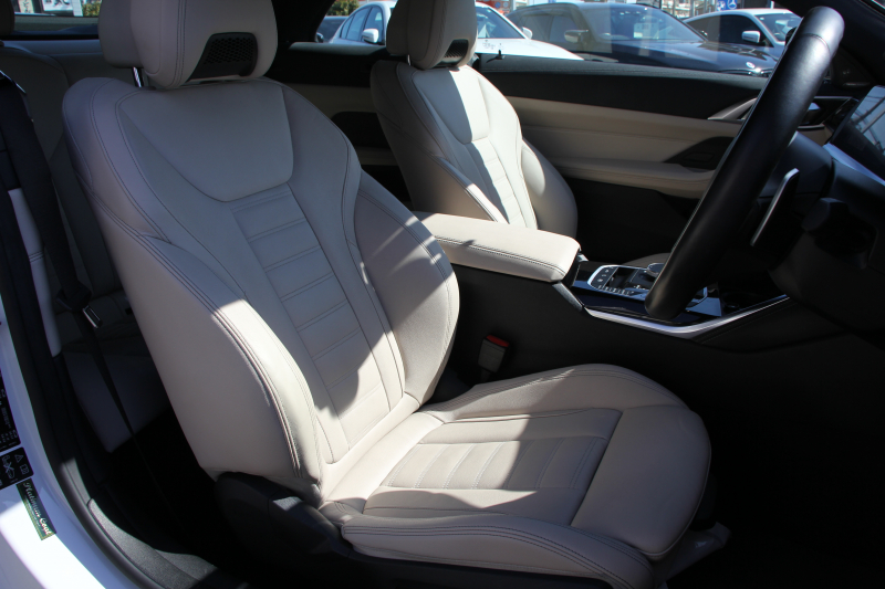 BMW 4シリーズ M440i Xdrive ｶﾌﾞﾘｵﾚ ｺﾝﾌｫｰﾄP 4WD 1ｵﾅ ｱﾝｿﾗｼﾞｯﾄｼﾙﾊﾞｰｿﾌﾄﾄｯﾌﾟ真珠色 ｵｲｽﾀｰﾚｻﾞｰ ｴｱｶﾗｰ ﾚｰｻﾞｰﾗｲﾄ ﾊｰﾏﾝｶｰﾄﾞﾝ 直6ﾀｰﾎﾞ387馬力 可変Mｻｽ 専用ﾌﾞﾚｰｷ&ﾃﾞﾌ BMWﾗｲﾌﾞｺｯｸﾋﾟｯﾄ Applecarplay対応 HDDﾅﾋﾞ360度ｶﾒﾗ HUD 2年保証