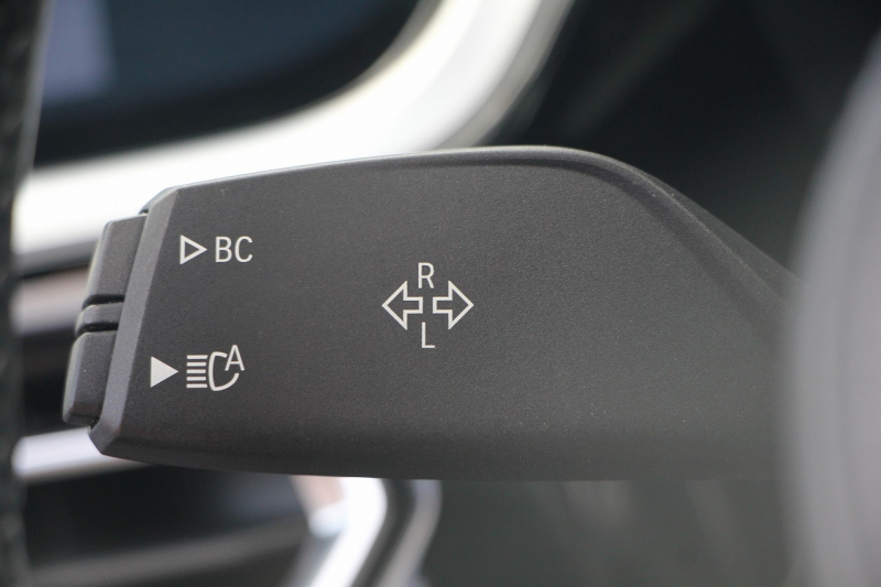 BMW Z4 Sdrive20i Mｽﾎﾟｰﾂ ｲﾉﾍﾞｰｼｮﾝP ｺﾆｬｯｸｳﾞｧｰﾈｽｶﾚｻﾞｰ Mｽﾎﾟｰﾂｼｰﾄ ｼｰﾄﾋｰﾀｰ ｵﾌﾟｼｮﾝ19AW ｱﾀﾞﾌﾟﾃｨﾌﾞLEDﾍｯﾄﾞﾗｲﾄ ｵｰﾄﾊｲﾋﾞｰﾑ HUD 追従ACC ｽﾃｱﾘﾝｸﾞｻﾎﾟｰﾄ ﾀｯﾁ画面HDDﾅﾋﾞApplecarplay 後退ｱｼｽﾄ ｱﾝﾋﾞｴﾝﾄﾗｲﾄ 2年保証