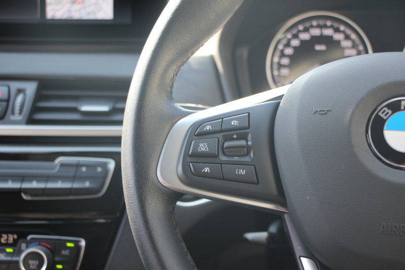 BMW X1 Xdrive18d Xﾗｲﾝ ﾊｲﾗｲﾝ ｺﾝﾌｫｰﾄP LCI後期 ﾌｪｲｽﾘﾌﾄ後 追従ACC ﾋｰﾀｰ黒革 LEDﾍｯﾄﾞﾗｲﾄ&ﾃｰﾙ&ﾌｫｸﾞﾀｯﾁ画面HDDﾅﾋﾞﾜｲﾔﾚｽ充電 ﾊﾟｰｷﾝｸﾞｱｼｽﾄ ｱﾝﾋﾞｴﾝﾄﾗｲﾄ 電動ﾘｱｹﾞｰﾄ 衝突軽減ﾌﾞﾚｰｷ 車線逸脱警告 歩行者警告 ｽﾏｰﾄｷｰ 2年保証