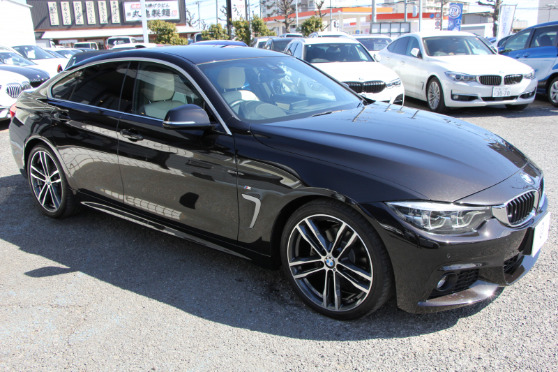 BMW 4シリーズ 420i ｸﾞﾗﾝｸｰﾍﾟMｽﾎﾟｰﾂ ｱｰﾊﾞﾆｽﾀ 限定車 後期 ﾌｪｲｽﾘﾌﾄ後 専用色ｼﾄﾘﾝﾌﾞﾗｯｸ ｱｲﾎﾞﾘｰﾚｻﾞｰ HUD 追従ACC ﾀｯﾁ画面HDDﾅﾋﾞTV 液晶ﾒｰﾀｰ LEDﾍｯﾄﾞﾗｲﾄ 19AW Hifiｽﾋﾟｰｶｰ ﾚｰﾝﾁｪﾝｼﾞ警告 電動ﾄﾗﾝｸ Bｶﾒﾗ 2年保証
