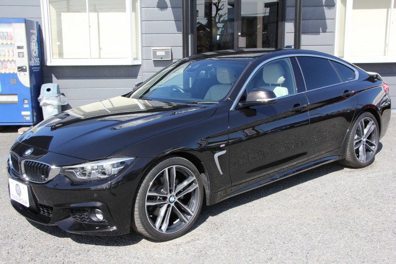 BMW 4シリーズ 420i ｸﾞﾗﾝｸｰﾍﾟMｽﾎﾟｰﾂ ｱｰﾊﾞﾆｽﾀ 限定車 後期 ﾌｪｲｽﾘﾌﾄ後 専用色ｼﾄﾘﾝﾌﾞﾗｯｸ ｱｲﾎﾞﾘｰﾚｻﾞｰ HUD 追従ACC ﾀｯﾁ画面HDDﾅﾋﾞTV 液晶ﾒｰﾀｰ LEDﾍｯﾄﾞﾗｲﾄ 19AW Hifiｽﾋﾟｰｶｰ ﾚｰﾝﾁｪﾝｼﾞ警告 電動ﾄﾗﾝｸ Bｶﾒﾗ 2年保証