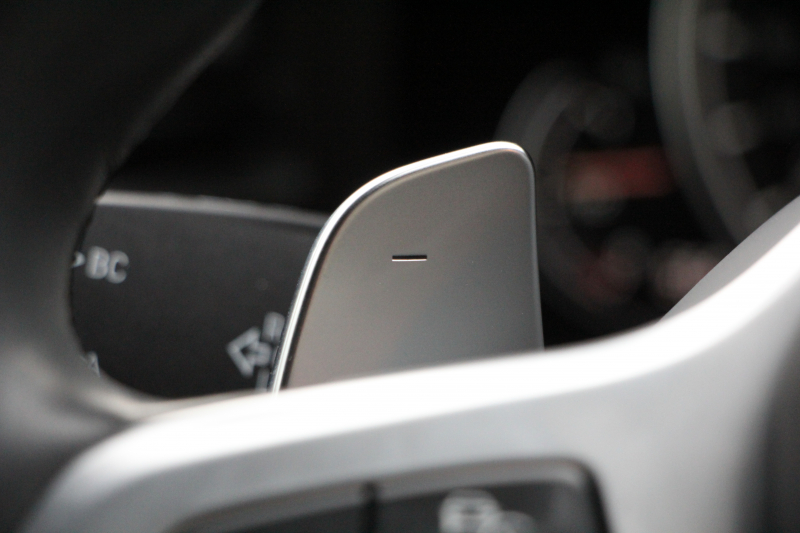 BMW 5シリーズ 530i ﾌﾞﾗｯｸｱｳﾄ 特別仕様車 1ｵｰﾅ 高出力 252馬力 ﾅｲﾄﾌﾞﾙｰﾚｻﾞｰ ｱﾀﾞﾌﾟﾃｨﾌﾞMｻｽ 専用19AW ﾌﾞﾗｯｸｷﾄﾞﾆｰｸﾞﾘﾙ 全席ﾋｰﾀｰ HUD ﾀｯﾁ画面HDDﾅﾋﾞTV 360度ｶﾒﾗ LEDﾍｯﾄﾞﾗｲﾄ 追従ACC ｽﾃｱﾘﾝｸﾞｻﾎﾟｰﾄ 2年保証