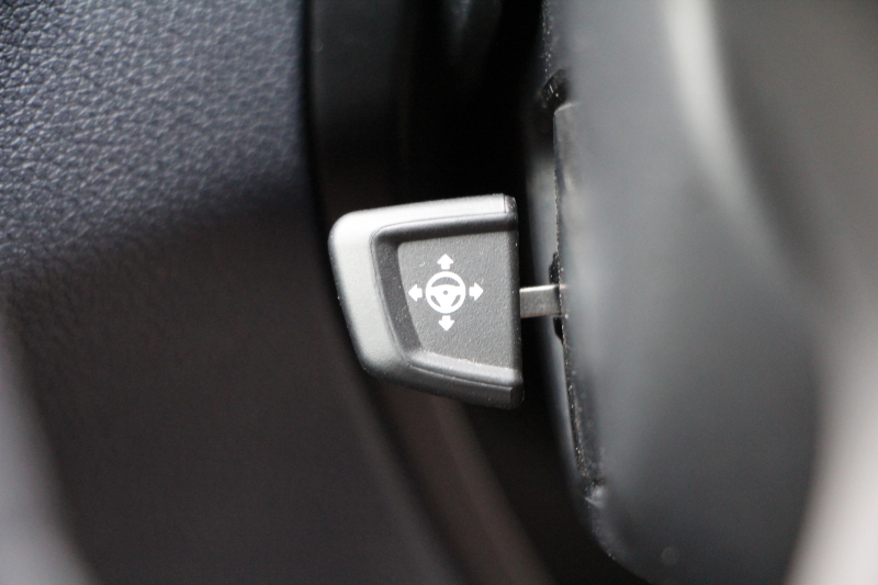 BMW 5シリーズ 530i ﾌﾞﾗｯｸｱｳﾄ 特別仕様車 1ｵｰﾅ 高出力 252馬力 ﾅｲﾄﾌﾞﾙｰﾚｻﾞｰ ｱﾀﾞﾌﾟﾃｨﾌﾞMｻｽ 専用19AW ﾌﾞﾗｯｸｷﾄﾞﾆｰｸﾞﾘﾙ 全席ﾋｰﾀｰ HUD ﾀｯﾁ画面HDDﾅﾋﾞTV 360度ｶﾒﾗ LEDﾍｯﾄﾞﾗｲﾄ 追従ACC ｽﾃｱﾘﾝｸﾞｻﾎﾟｰﾄ 2年保証