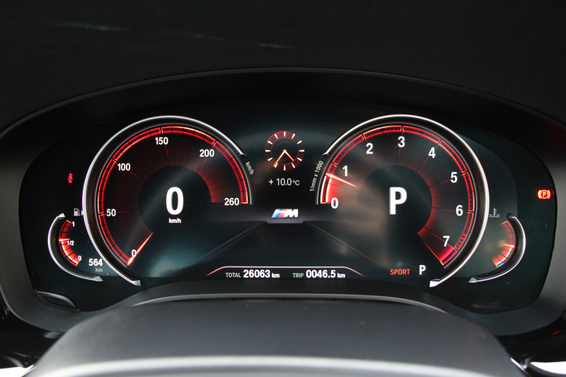 BMW 5シリーズ 530i ﾌﾞﾗｯｸｱｳﾄ 特別仕様車 1ｵｰﾅ 高出力 252馬力 ﾅｲﾄﾌﾞﾙｰﾚｻﾞｰ ｱﾀﾞﾌﾟﾃｨﾌﾞMｻｽ 専用19AW ﾌﾞﾗｯｸｷﾄﾞﾆｰｸﾞﾘﾙ 全席ﾋｰﾀｰ HUD ﾀｯﾁ画面HDDﾅﾋﾞTV 360度ｶﾒﾗ LEDﾍｯﾄﾞﾗｲﾄ 追従ACC ｽﾃｱﾘﾝｸﾞｻﾎﾟｰﾄ 2年保証