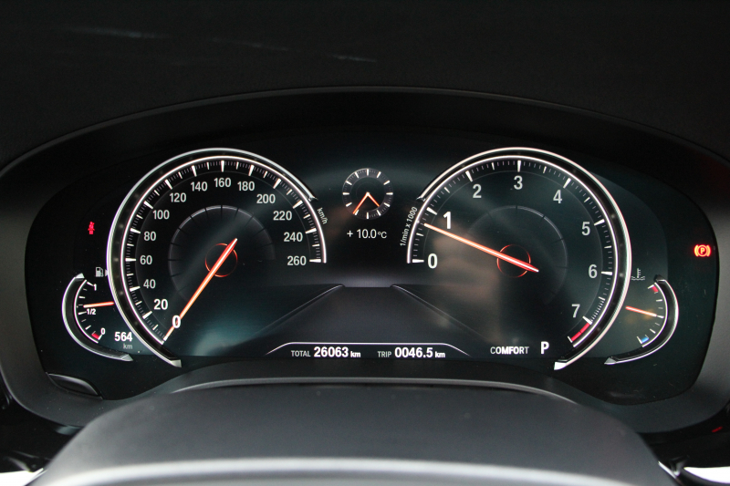 BMW 5シリーズ 530i ﾌﾞﾗｯｸｱｳﾄ 特別仕様車 1ｵｰﾅ 高出力 252馬力 ﾅｲﾄﾌﾞﾙｰﾚｻﾞｰ ｱﾀﾞﾌﾟﾃｨﾌﾞMｻｽ 専用19AW ﾌﾞﾗｯｸｷﾄﾞﾆｰｸﾞﾘﾙ 全席ﾋｰﾀｰ HUD ﾀｯﾁ画面HDDﾅﾋﾞTV 360度ｶﾒﾗ LEDﾍｯﾄﾞﾗｲﾄ 追従ACC ｽﾃｱﾘﾝｸﾞｻﾎﾟｰﾄ 2年保証