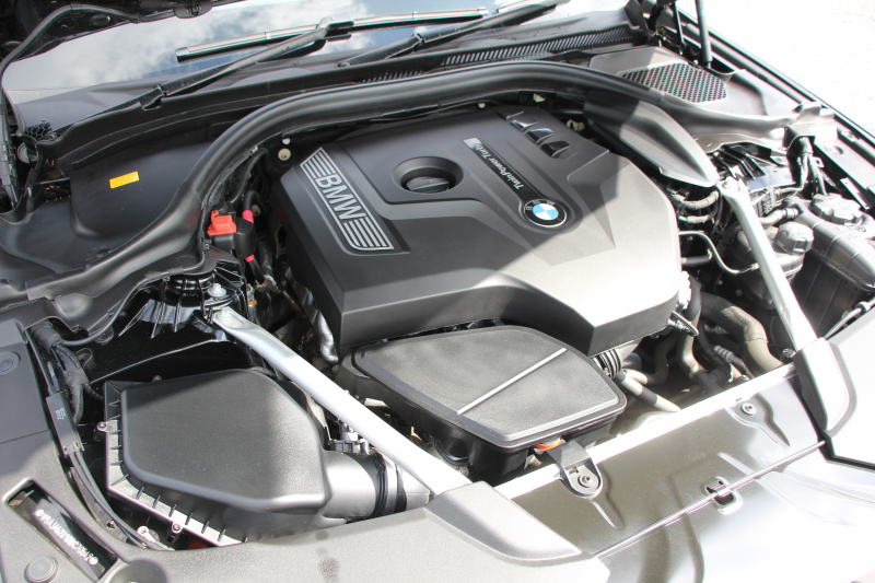 BMW 5シリーズ 530i ﾌﾞﾗｯｸｱｳﾄ 特別仕様車 1ｵｰﾅ 高出力 252馬力 ﾅｲﾄﾌﾞﾙｰﾚｻﾞｰ ｱﾀﾞﾌﾟﾃｨﾌﾞMｻｽ 専用19AW ﾌﾞﾗｯｸｷﾄﾞﾆｰｸﾞﾘﾙ 全席ﾋｰﾀｰ HUD ﾀｯﾁ画面HDDﾅﾋﾞTV 360度ｶﾒﾗ LEDﾍｯﾄﾞﾗｲﾄ 追従ACC ｽﾃｱﾘﾝｸﾞｻﾎﾟｰﾄ 2年保証