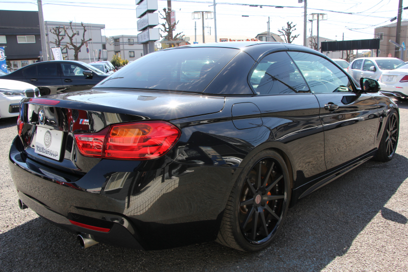 BMW 4シリーズ 435i ｶﾌﾞﾘｵﾚ Mｽﾎﾟｰﾂ 直6ﾀｰﾎﾞ306馬力 ﾋｰﾀｰ赤革 ﾊｲﾊﾟｰﾌｫｰｼﾞﾄﾞ20AW ﾋﾞﾙｼｭﾀｲﾝ車高調 Mﾊﾟﾌｫｰﾏﾝｽﾌﾞﾚｰｷ ｵﾚﾝｼﾞｷｬﾘﾊﾟｰ 追従ACC HUD LEDﾍｯﾄﾞﾗｲﾄ 衝突軽減ﾌﾞﾚｰｷ 車線逸脱警告 歩行者警告 HDDﾅﾋﾞTV 2年保証