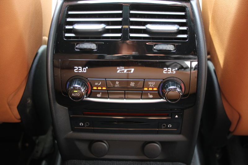 BMW 6シリーズ 640i Xdrive ｸﾞﾗﾝﾂｰﾘｽﾓ Mｽﾎﾟｰﾂ ﾃﾞﾋﾞｭｰｴﾃﾞｨｼｮﾝ 直6ﾀｰﾎﾞ4WD 40台限定車 ﾘｱｴﾝﾀ-ﾃｲﾒﾝﾄ 後席ﾓﾆﾀｰ Bowers＆WilkinsｻｳﾝﾄﾞﾊﾟﾉﾗﾏｻﾝR ﾌﾛﾝﾄｺﾝﾌｫｰﾄｼｰﾄ&ﾍﾞﾝﾁﾚｰｼｮﾝ 全ﾋｰﾀｰ茶革 全ﾄﾞｱｿﾌﾄｸﾛｰｽﾞ360度ｶﾒﾗ 追従ACC HUD 2年保証