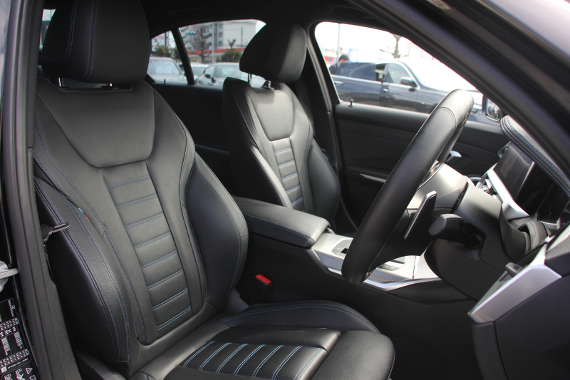 BMW 3シリーズ M340i Xdrive ｲﾉﾍﾞｰｼｮﾝP 4WD 直6ﾀｰﾎﾞ387馬力 ﾋｰﾀｰ黒革 ﾚｰｻﾞｰﾗｲﾄ HUD ｼﾞｪｽﾁｬｰC ﾊｰﾏﾝｶｰﾄﾞﾝｻﾗｳﾝﾄﾞｱﾀﾞﾌﾟﾃｨﾌﾞMｻｽ 専用ﾃﾞﾌ 19AW Mｽﾎﾟｰﾂﾌﾞﾚｰｷ BMWﾗｲﾌﾞｺｯｸﾋﾟｯﾄﾞﾊﾟｰｷﾝｸﾞｱｼｽﾄﾌﾟﾗｽ 360度ｶﾒﾗ 2年保証