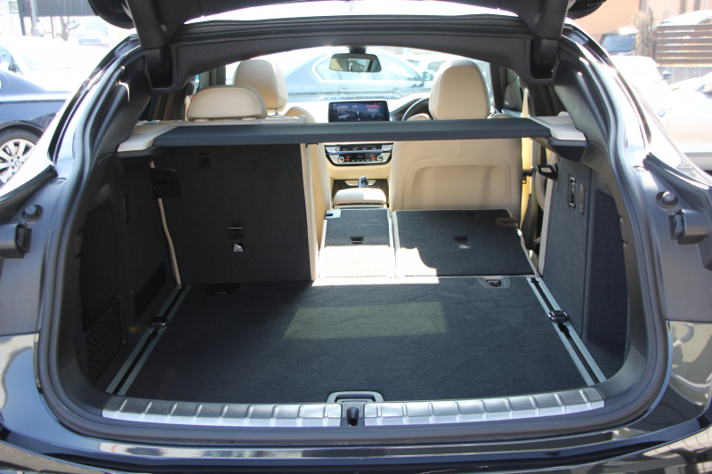 BMW X4 Xdrive30i Mｽﾎﾟｰﾂ ｾﾚｸﾄP ﾊﾟﾉﾗﾏｻﾝﾙｰﾌ ｷｬﾝﾍﾞﾗﾍﾞｰｼﾞｭﾚｻﾞｰ 全席ﾋｰﾀｰ ﾊｰﾏﾝｶｰﾄﾞﾝｻﾗｳﾝﾄﾞLEDﾍｯﾄﾞﾗｲﾄ ｵｰﾄﾊｲﾋﾞｰﾑ ｵﾌﾟｼｮﾝ20AW Mspﾌﾞﾚｰｷ 360度ｶﾒﾗ ﾀｯﾁ画面HDDﾅﾋﾞTV 電動ﾄﾗﾝｸ ﾜｲﾔﾚｽ充電 ｱﾝﾋﾞｴﾝﾄﾗｲﾄ ｽﾏｰﾄｷｰ 2年保証