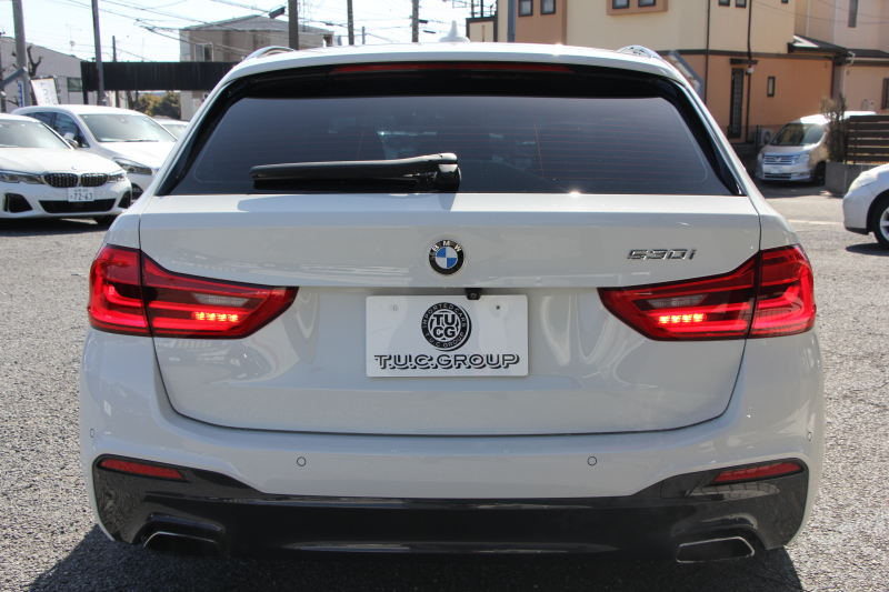 BMW 5シリーズ 530i ﾂｰﾘﾝｸﾞMｽﾎﾟｰﾂ ﾃﾞﾋﾞｭｰP 252馬力 全ﾋｰﾀｰ黒革 HUD VOSSEN VFS1 20AW BCﾚｰｼﾝｸﾞ車高調&iidﾛﾜﾘﾝｸﾞKIT ｿﾌﾄｸﾛｰｽﾞﾄﾞｱ 追従ACC ｽﾃｱﾘﾝｸﾞｻﾎﾟｰﾄ ﾀｯﾁ画面HDDﾅﾋﾞ360度ｶﾒﾗ LEDﾍｯﾄﾞﾗｲﾄ 2年保証
