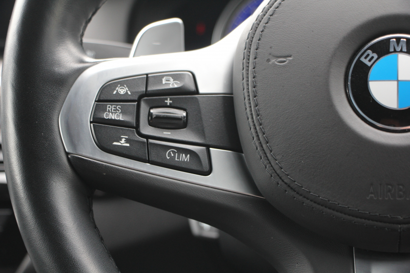 BMW 5シリーズ 530i ﾂｰﾘﾝｸﾞMｽﾎﾟｰﾂ ﾃﾞﾋﾞｭｰP 252馬力 全ﾋｰﾀｰ黒革 HUD VOSSEN VFS1 20AW BCﾚｰｼﾝｸﾞ車高調&iidﾛﾜﾘﾝｸﾞKIT ｿﾌﾄｸﾛｰｽﾞﾄﾞｱ 追従ACC ｽﾃｱﾘﾝｸﾞｻﾎﾟｰﾄ ﾀｯﾁ画面HDDﾅﾋﾞ360度ｶﾒﾗ LEDﾍｯﾄﾞﾗｲﾄ 2年保証