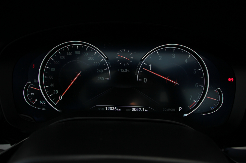 BMW 5シリーズ 530i ｴﾃﾞｨｼｮﾝﾐｯｼｮﾝｲﾝﾎﾟｯｼﾌﾞﾙ 特別仕様車 高出力 ﾅｲﾄﾌﾞﾙｰﾚｻﾞｰ ｱﾀﾞﾌﾟﾃｨﾌﾞｻｽ HUD ﾊｰﾏﾝｶｰﾄﾞﾝ 追従ACC ｽﾃｱﾘﾝｸﾞｻﾎﾟｰﾄ ﾀｯﾁ画面HDDﾅﾋﾞTV LEDﾍｯﾄﾞﾗｲﾄ ｵｰﾄﾊｲﾋﾞｰﾑ 電動ﾄﾗﾝｸ 360度ｶﾒﾗ 全席ﾋｰﾀｰ ﾌﾞﾗｯｸ19AW 2年保証