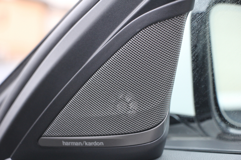 BMW 5シリーズ 530i Mｽﾎﾟｰﾂ ｲﾉﾍﾞｰｼｮﾝ&ｺﾝﾌｫｰﾄP 252馬力 ｻﾝﾙｰﾌ ﾊｰﾏﾝｶｰﾄﾞﾝ ｱｲﾎﾞﾘｰﾚｻﾞｰ ﾏｯｻｰｼﾞ&ｱｸﾃｨﾌﾞﾍﾞﾝﾁﾚｰｼｮﾝ 全席ﾋｰﾀｰ&4ｿﾞｰﾝｴｱｺﾝ ﾃﾞｨｽﾌﾟﾚｲｷｰ&ﾘﾓｰﾄP ｼﾞｪｽﾁｬｰC HUD LEDﾍｯﾄﾞﾗｲﾄ 追従ACC 360度ｶﾒﾗ 2年保証